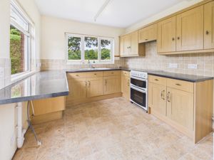 Kitchen- click for photo gallery